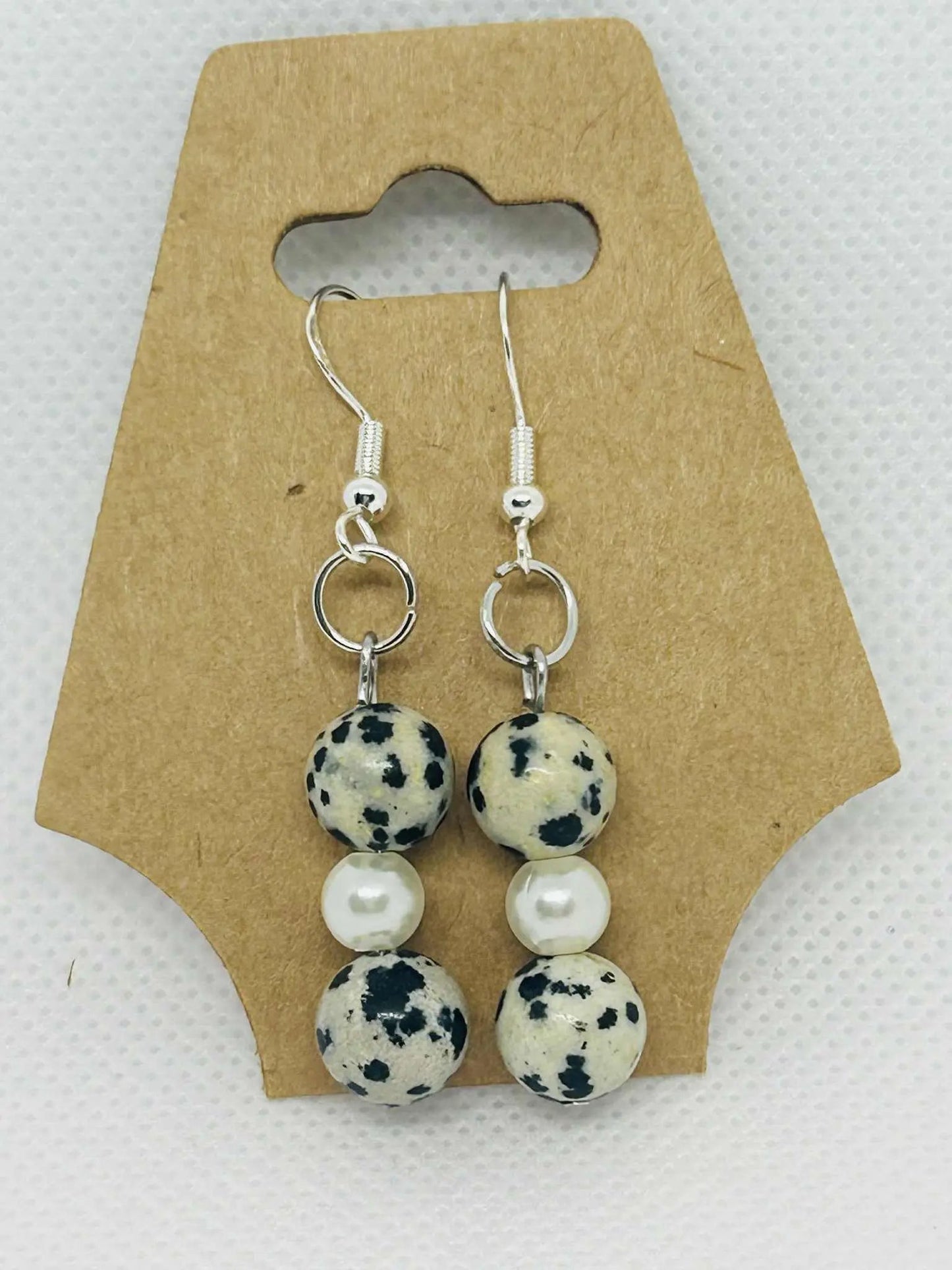Boucle d'oreille en pierre naturelle Dalmatienne - Cabijou